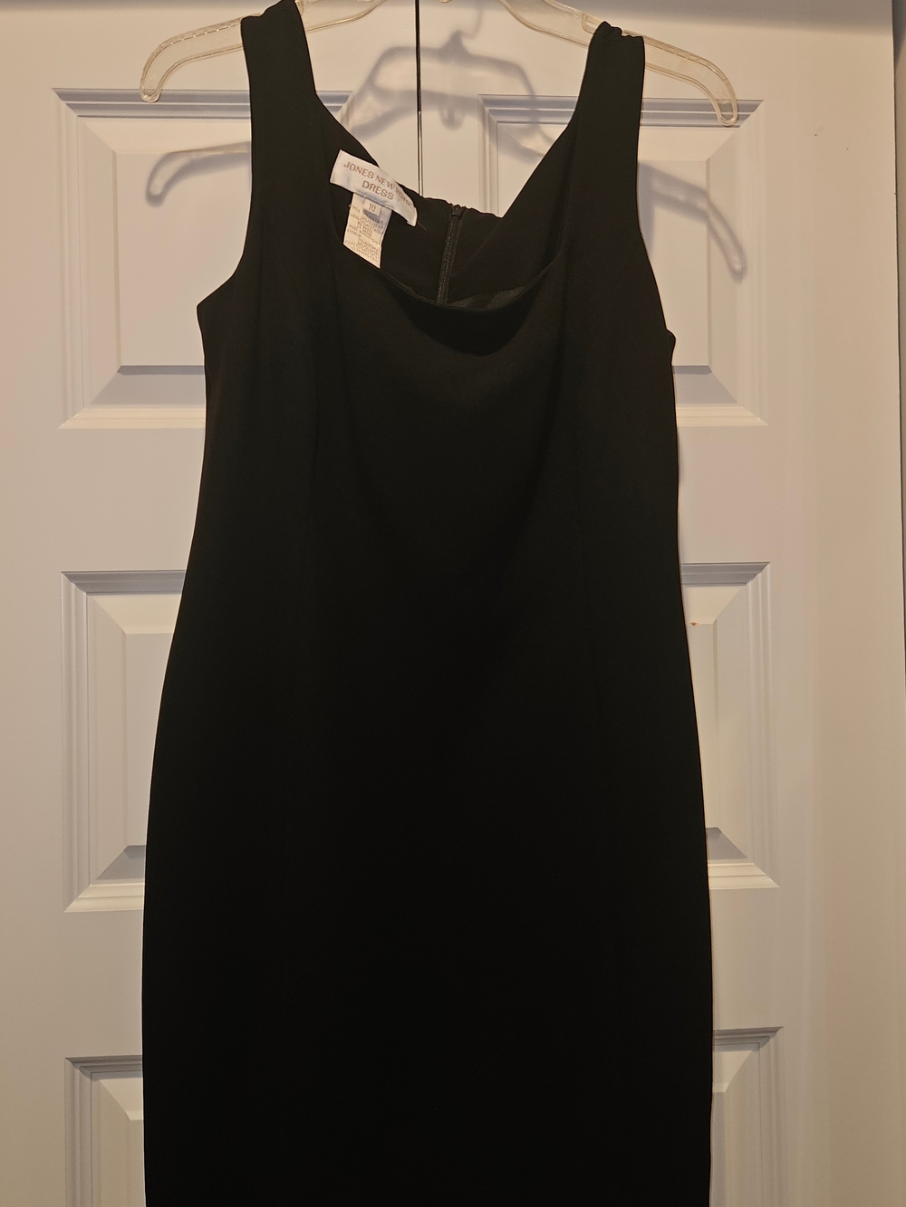 Jones New York - Classic Black Sleeveless Sheath Dress - Size 10